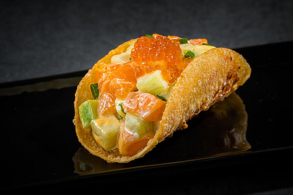 Тако с лососем