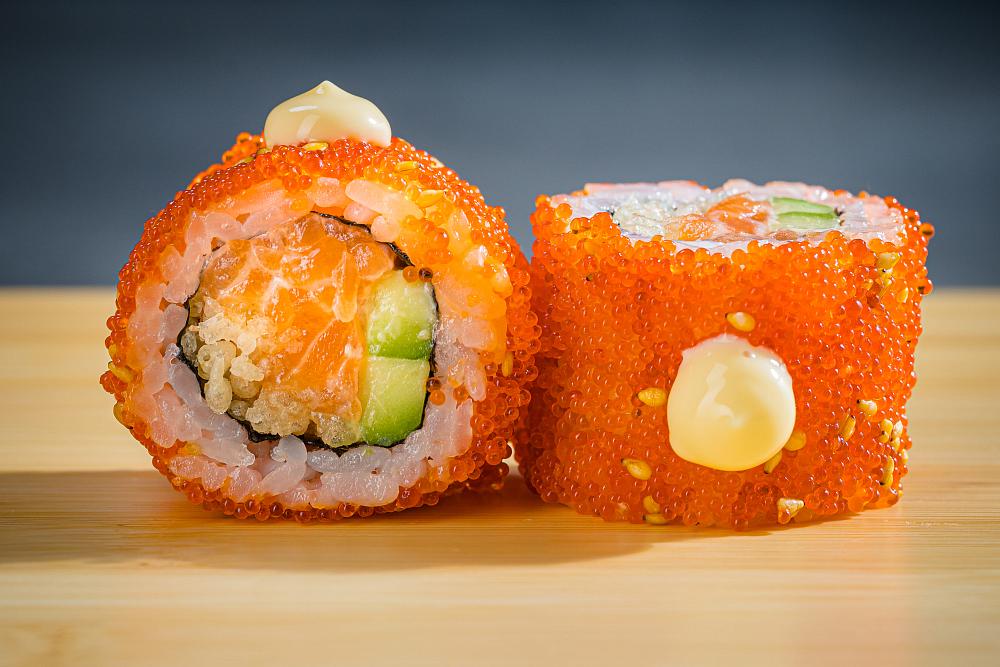 Хрустящий ролл с лососем